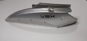 PARÇA VSX KOLTUK ALTI VSX YAZILI SOL GRENAJ GUMUS (GRI)